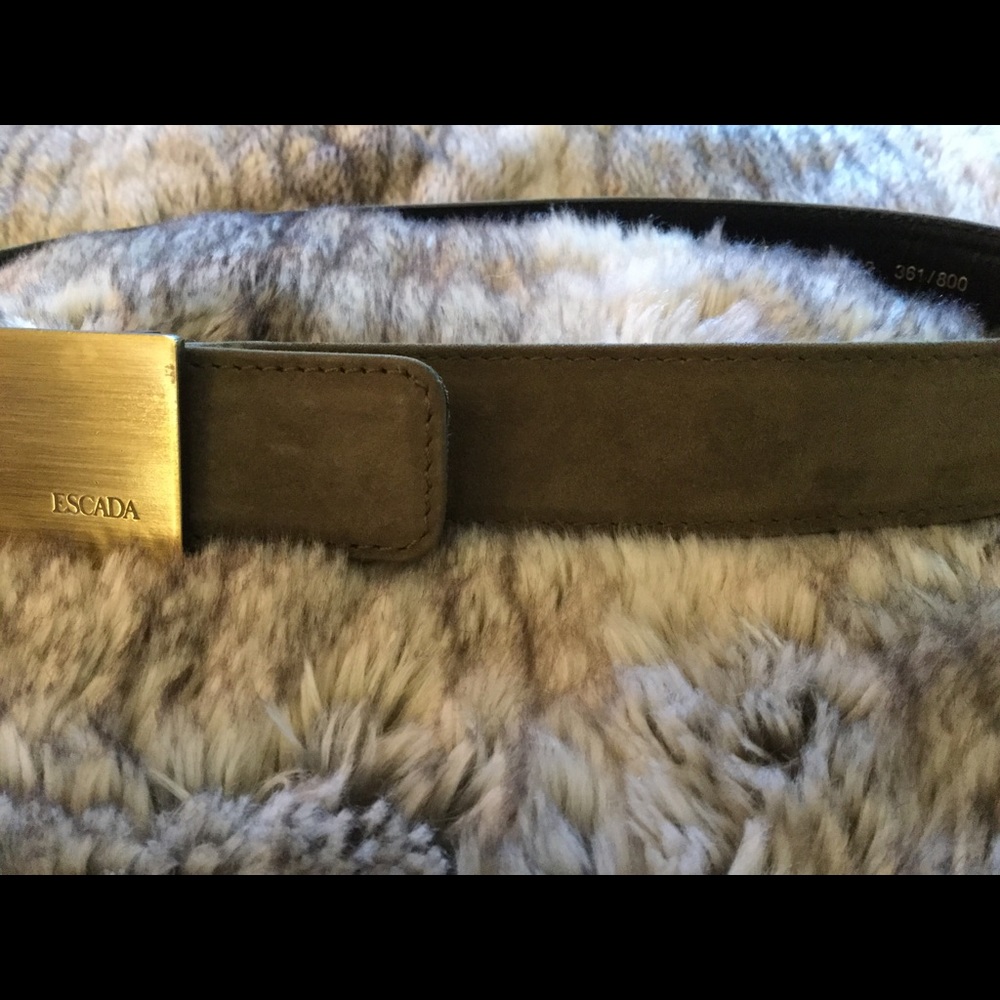 Vintage Escada Suede Olive Green Belt - Picture 4 of 7